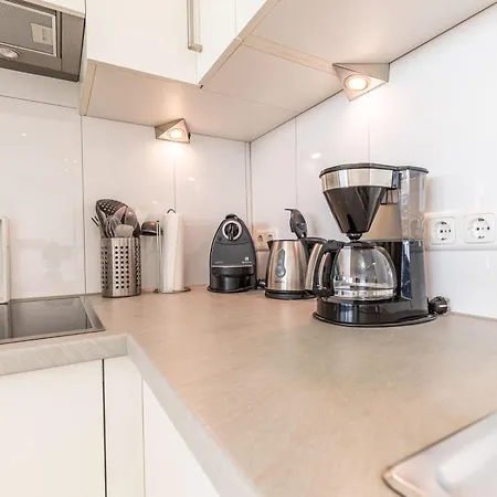 Trelleborgallee, 212 Apartment *